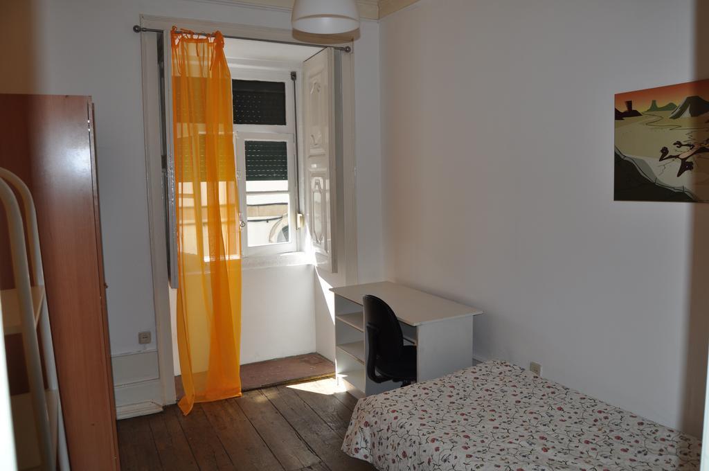 Covilha Hostel Room photo